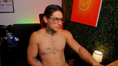 Snapshot of simon_cortes chatting on July 2026 12:00:02 PM Simon Cortes online show from July 2026 12:00:02 PM