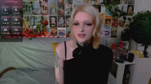 Simona online show from September 2025 07:25:02 PM