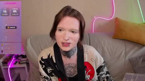 Simona online show from April 2026 10:31:01 AM