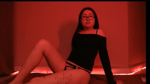 Snapshot of simonashowmeup chatting on October 2025 11:47:01 PM Simy online show from October 2025 11:47:01 PM