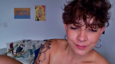 Sim. online show from October 2025 04:51:01 PM