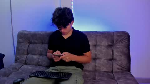  Simon  online show from January 2025 12:45:02 PM