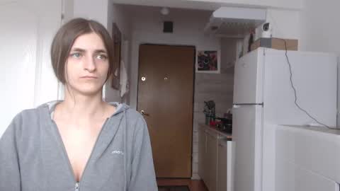 simyhvn online show from February 2025 11:23:02 AM