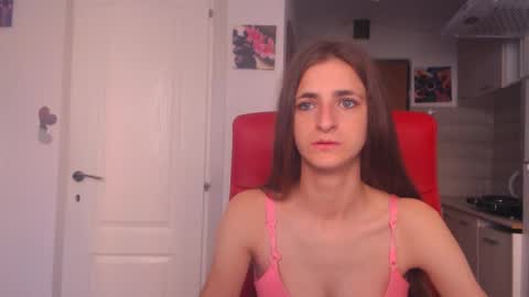 simyhvn online show from September 2025 04:34:02 AM