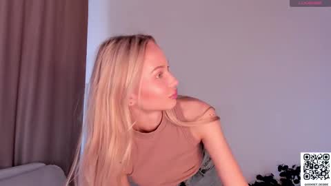 Snapshot of sincere_shyness chatting on September 2025 09:31:02 AM Naomi online show from September 2025 09:31:02 AM