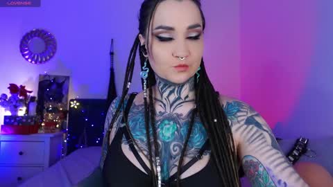 Ms. Sindel online show from December 2024 01:30:02 PM