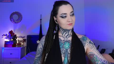 Ms. Sindel online show from January 2025 01:20:02 PM