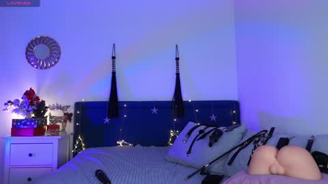 Ms. Sindel online show from January 2025 04:22:02 PM