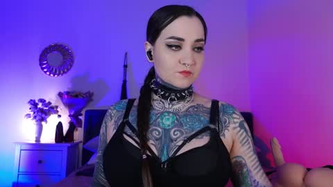 Ms. Sindel online show from January 2025 01:25:02 PM