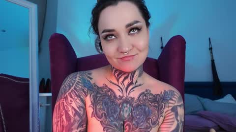 Ms. Sindel online show from January 2025 04:53:01 PM