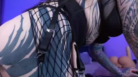 Ms. Sindel online show from March 2025 02:12:02 PM