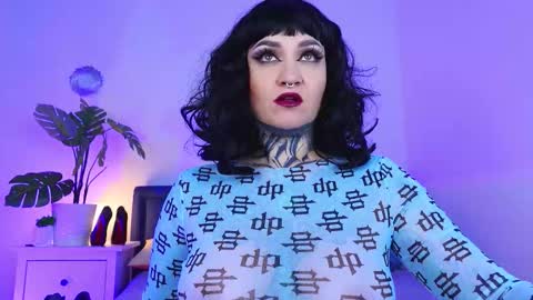 Ms. Sindel online show from September 2025 01:13:01 PM