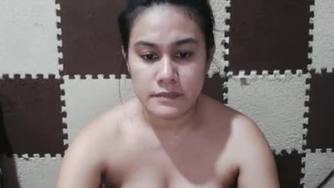 Snapshot of singlemomma31 chatting on January 2025 06:47:01 AM stef online show from January 2025 06:47:01 AM