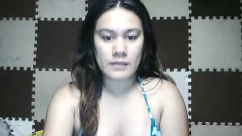 Snapshot of singlemomma31 chatting on January 2026 01:02:01 PM stef online show from January 2026 01:02:01 PM