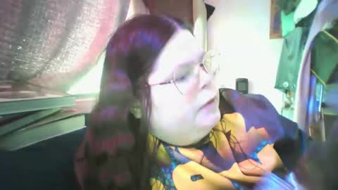 Snapshot of siofra chatting on February 2025 06:43:02 PM Siofra online show from February 2025 06:43:02 PM