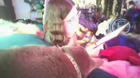 Snapshot of siofra chatting on February 2025 09:48:02 PM Siofra online show from February 2025 09:48:02 PM