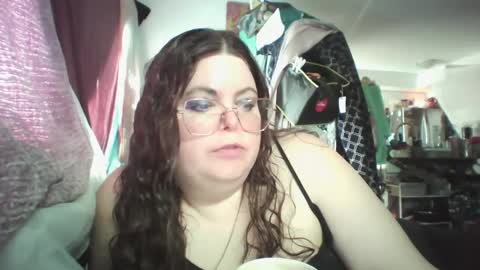 Snapshot of siofra chatting on February 2025 07:54:01 PM Siofra online show from February 2025 07:54:01 PM