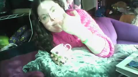 Snapshot of siofra chatting on March 2025 04:06:02 PM Siofra online show from March 2025 04:06:02 PM