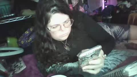 Snapshot of siofra chatting on March 2025 01:32:02 PM Siofra online show from March 2025 01:32:02 PM