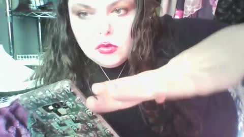 Snapshot of siofra chatting on March 2025 04:35:02 PM Siofra online show from March 2025 04:35:02 PM