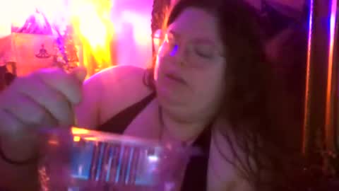 Snapshot of siofra chatting on September 2025 08:05:01 AM Siofra online show from September 2025 08:05:01 AM