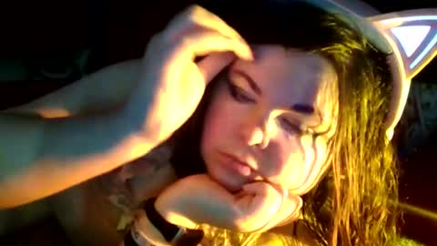 Snapshot of siofra chatting on October 2025 04:24:02 AM Siofra online show from October 2025 04:24:02 AM