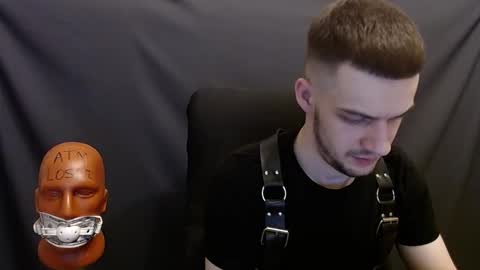 Snapshot of sir_damien chatting on December 2024 05:33:01 PM Sir Damien online show from December 2024 05:33:01 PM