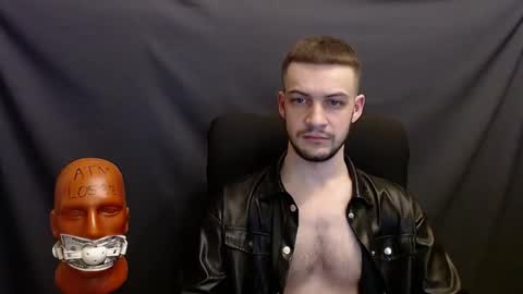 Snapshot of sir_damien chatting on December 2024 04:18:01 PM Sir Damien online show from December 2024 04:18:01 PM