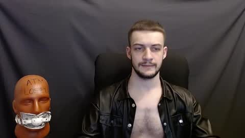Snapshot of sir_damien chatting on December 2024 08:25:02 PM Sir Damien online show from December 2024 08:25:02 PM