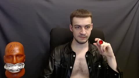 Snapshot of sir_damien chatting on December 2024 03:00:02 AM Sir Damien online show from December 2024 03:00:02 AM
