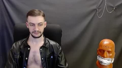 Snapshot of sir_damien chatting on January 2025 02:24:02 AM Sir Damien online show from January 2025 02:24:02 AM