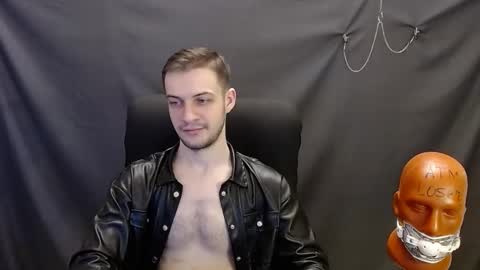 Snapshot of sir_damien chatting on February 2025 09:31:01 PM Sir Damien online show from February 2025 09:31:01 PM