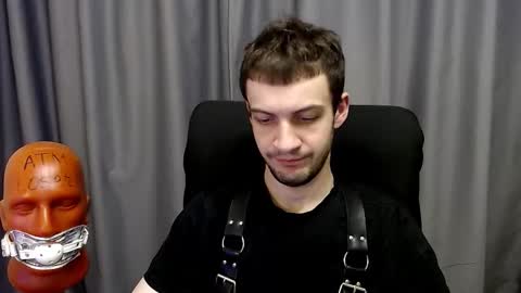 Sir Damien online show from October 2025 08:18:02 PM