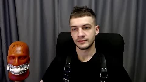 Sir Damien online show from October 2025 02:43:02 AM