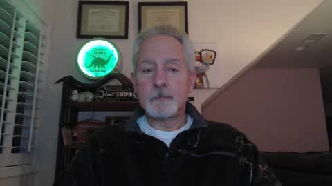 Snapshot of sir_lust_alot chatting on January 2025 08:40:02 AM Don Roberto online show from January 2025 08:40:02 AM