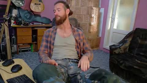 I am The Fourth and only Sir. Pelo online show from September 2025 05:30:01 AM