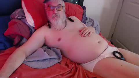 Snapshot of sirbeercan chatting on February 2026 08:21:01 AM sir beer can the friendly hermit online show from February 2026 08:21:01 AM