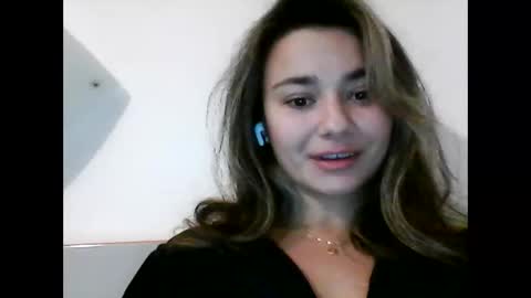 sirelvan online show from November 2025 09:42:02 PM