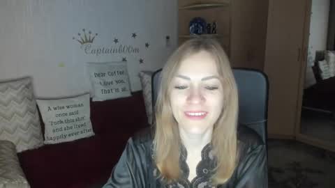Snapshot of sirenasilk chatting on October 2025 03:17:01 AM sirenasilk online show from October 2025 03:17:01 AM
