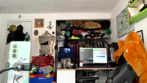 siriss_boyrag online show from June 2026 01:05:02 PM