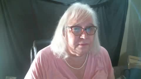 Sissy Diane online show from March 2025 11:37:02 PM