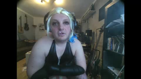 Tiffany Candy online show from April 2026 04:26:01 PM