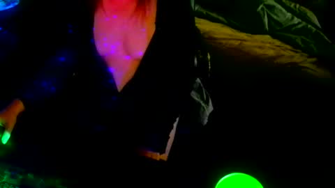 Snapshot of sissyred2314 chatting on October 2025 10:34:02 AM red online show from October 2025 10:34:02 AM