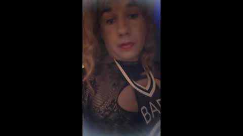 Snapshot of sissywhiteb chatting on April 2026 08:28:02 AM sissywhiteb online show from April 2026 08:28:02 AM