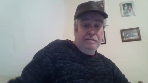 Snapshot of sizemick_u235 chatting on January 2025 12:27:01 AM Mickey B online show from January 2025 12:27:01 AM