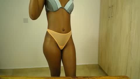 Snapshot of sizzly_ass chatting on May 2026 02:46:01 PM sizzly_ass online show from May 2026 02:46:01 PM