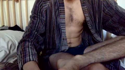 Faroukh online show from January 2025 12:19:02 PM