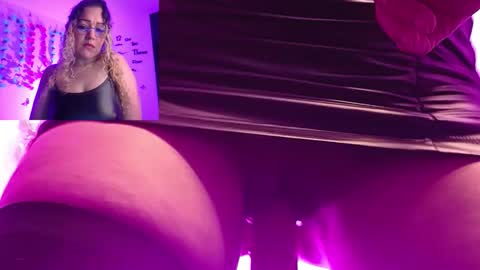 Snapshot of skarleth_diaz chatting on September 2025 03:06:02 AM SKARLETH online show from September 2025 03:06:02 AM