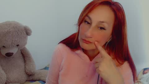 Arlett online show from January 2025 08:46:02 PM