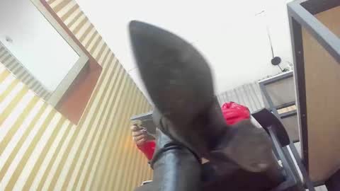 skarlettbarnes online show from March 2026 12:22:01 PM